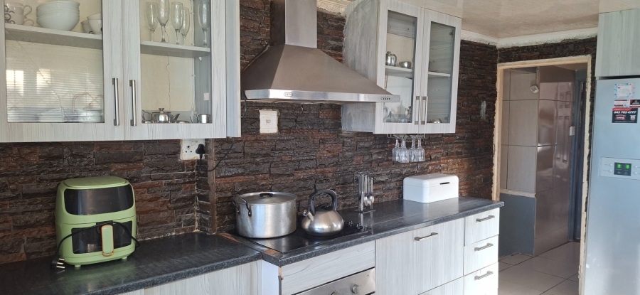 2 Bedroom Property for Sale in Mdantsane Nu 11 Eastern Cape